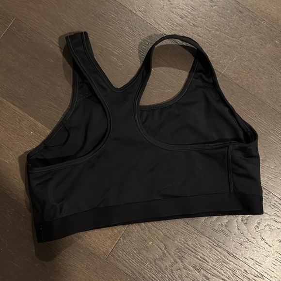 Nike Women's Black Sports Bra in Size XXL - Picture 5 of 5